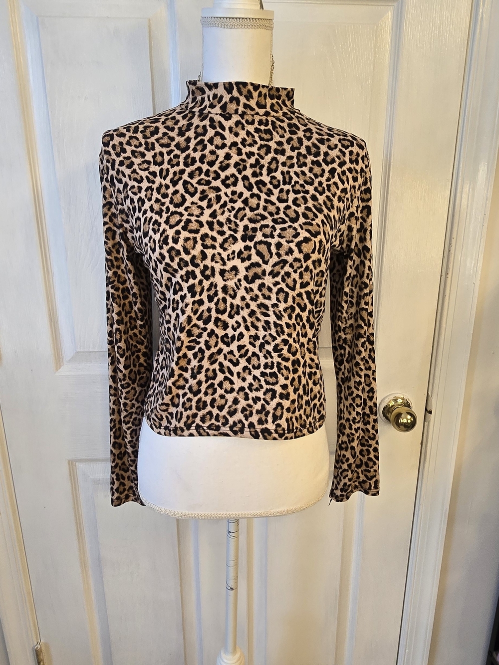 Olivia Rae Womens Mock Neck Leopard Animal Print Fitted Shirt Size L